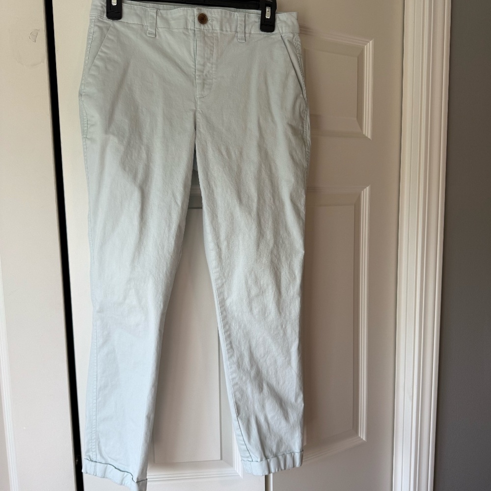 Gap size 2 light blue girlfriend khaki, mid rise